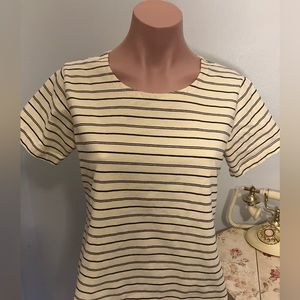 “Crazy Horse” Yellow Ivory Stripe short sleeve T-Shirt. Size (fits petite) L